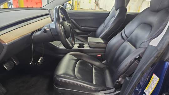 2018 Tesla Model 3 - Images - 9