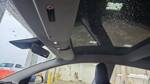 2018 Tesla Model 3 - Images - 10