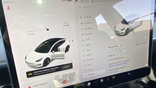 2018 Tesla Model 3 - Images - 11