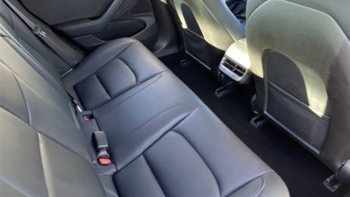 2018 Tesla Model 3 - Images - 21