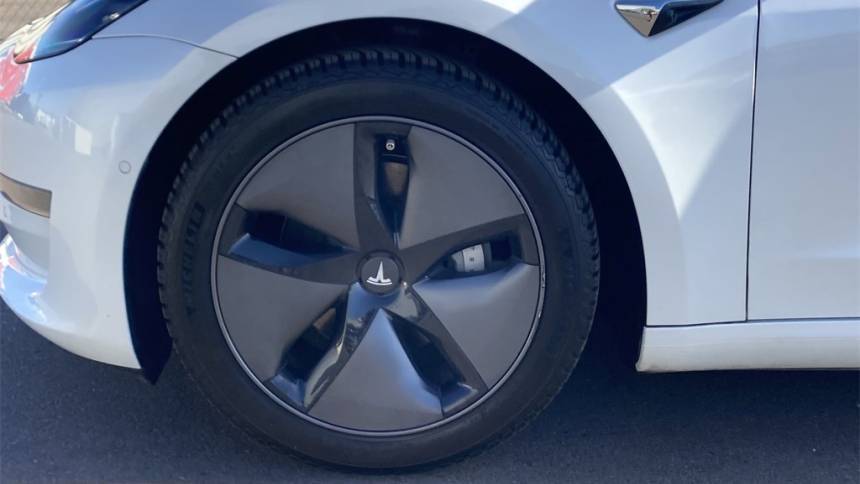 2018 Tesla Model 3 - Images - 29