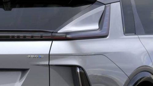 2025 Cadillac Lyriq - Images - 11