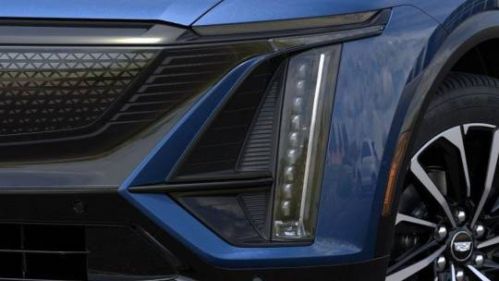 2025 Cadillac Lyriq - Images - 10