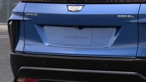 2025 Cadillac Lyriq - Images - 14