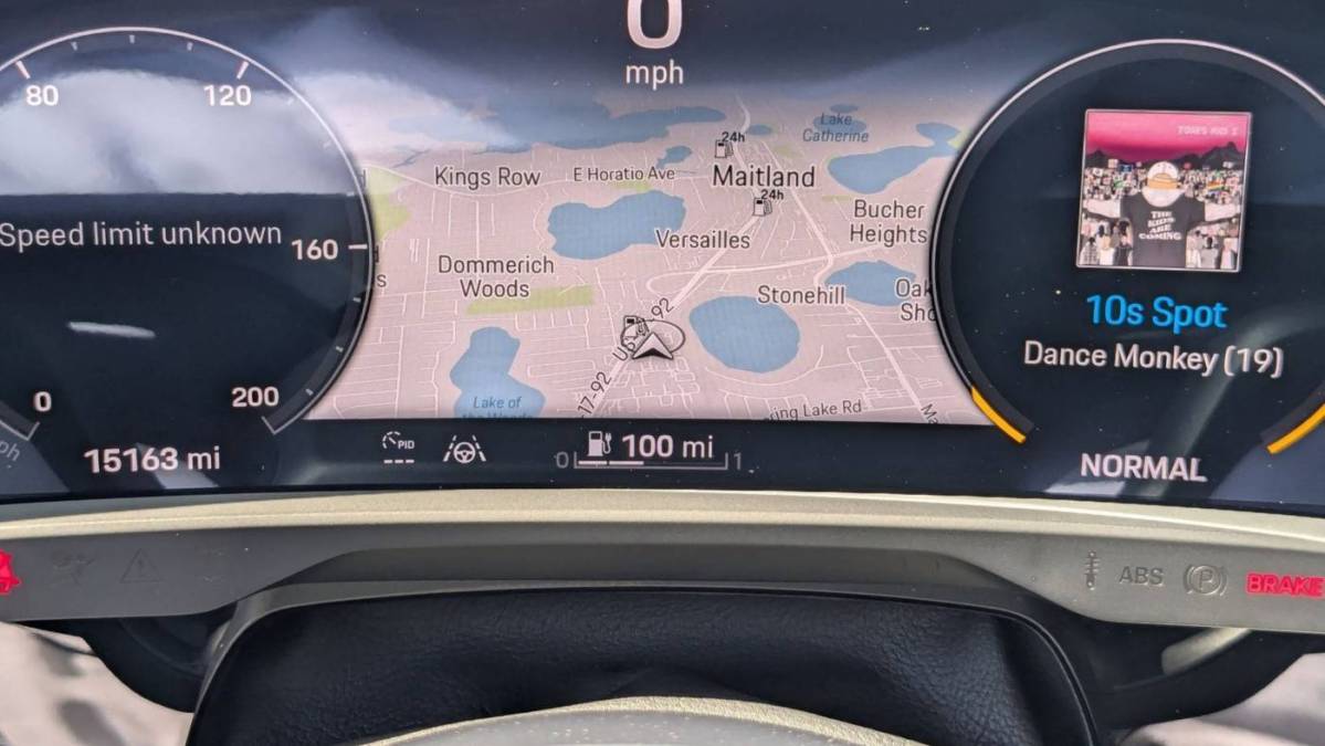 2021 Porsche Taycan - Images - 17