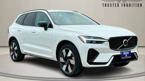 2025 Volvo XC60 - Images - 1