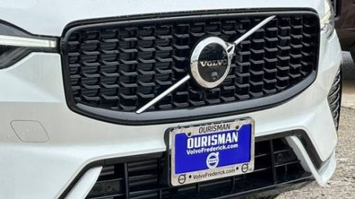 2025 Volvo XC60 - Images - 2