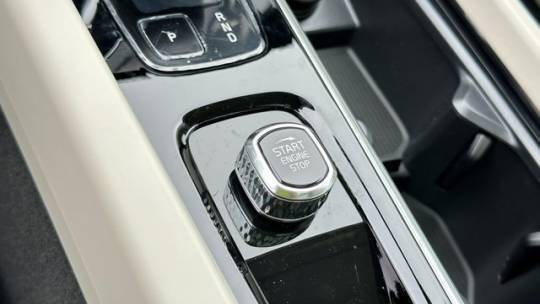 2025 Volvo XC60 - Images - 22