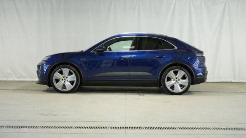2024 Porsche Macan Electric - Images - 2