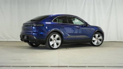 2024 Porsche Macan Electric - Images - 5