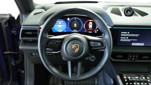 2024 Porsche Macan Electric - Images - 9