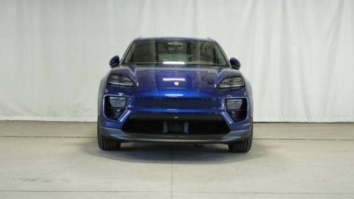 2024 Porsche Macan Electric - Images - 12