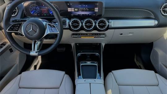 2024 Mercedes EQB - Images - 11