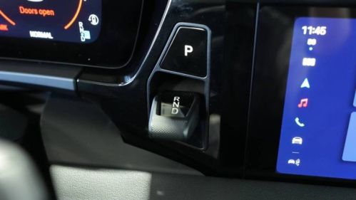 2024 Porsche Macan Electric - Images - 22