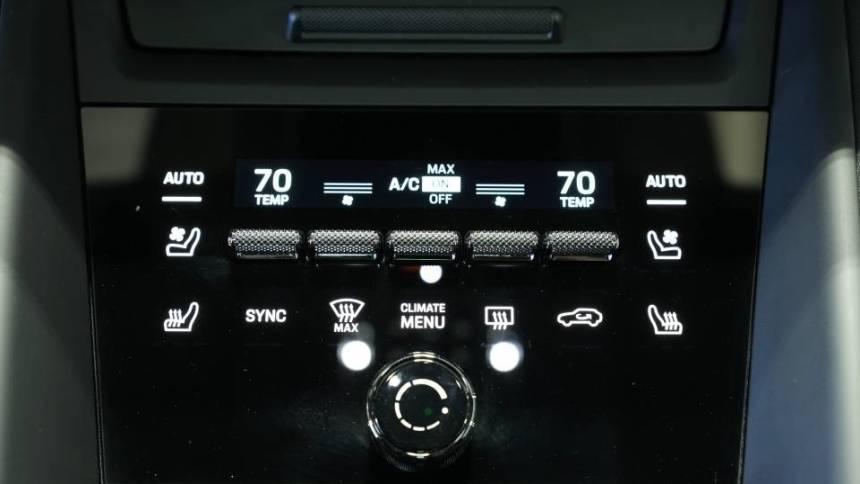 2024 Porsche Macan Electric - Images - 23