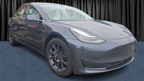 2019 Tesla Model 3 - Images - 1