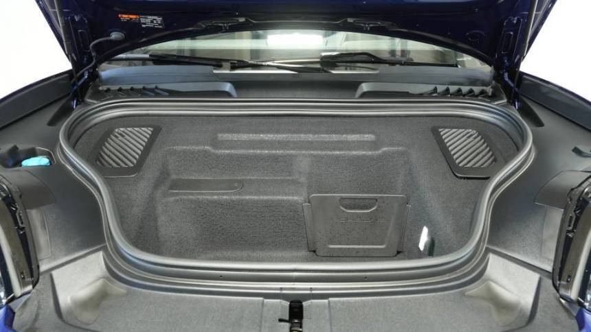 2024 Porsche Macan Electric - Images - 30