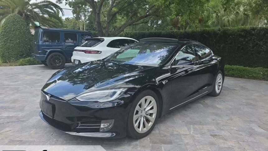 2017 Tesla Model S - Images - 1