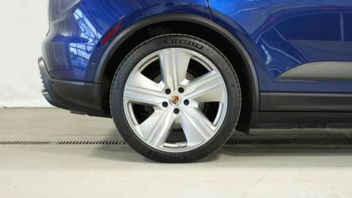 2024 Porsche Macan Electric - Images - 39