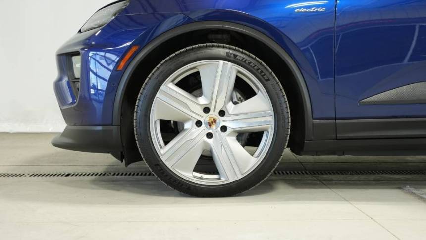 2024 Porsche Macan Electric - Images - 41