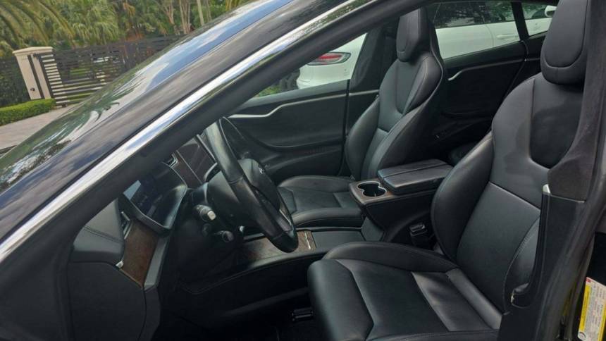 2017 Tesla Model S - Images - 5