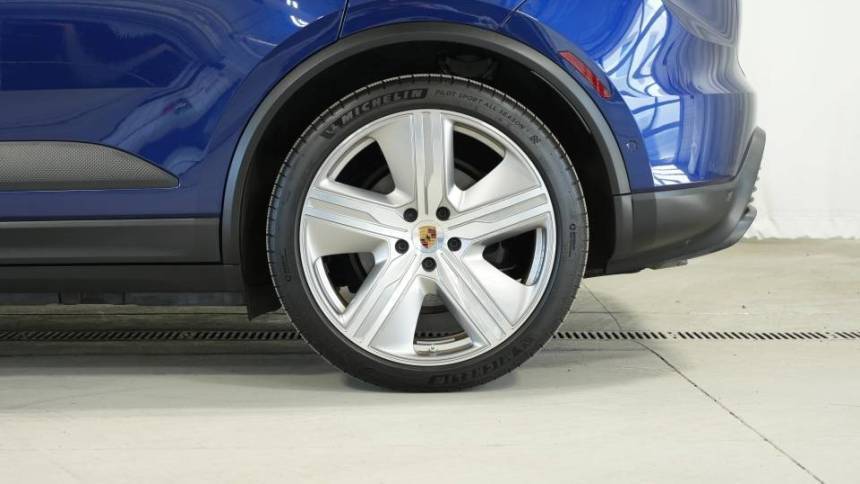 2024 Porsche Macan Electric - Images - 42