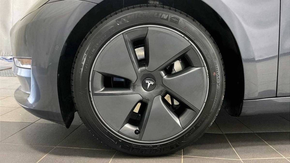 2021 Tesla Model 3 - Images - 7