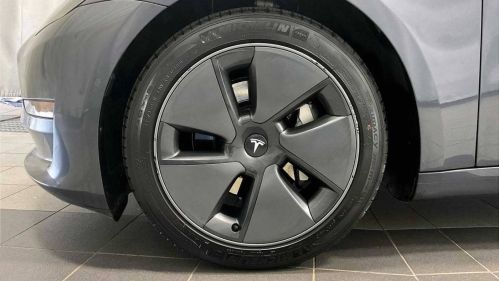 2021 Tesla Model 3 - Images - 7