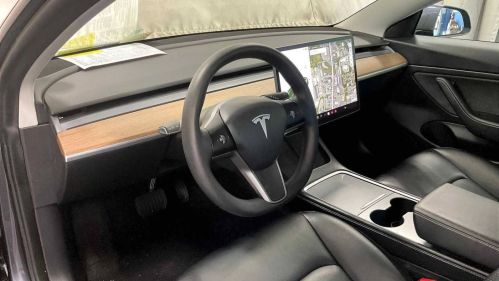 2021 Tesla Model 3 - Images - 8