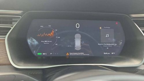 2017 Tesla Model S - Images - 9
