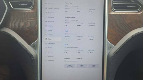 2017 Tesla Model S - Images - 13