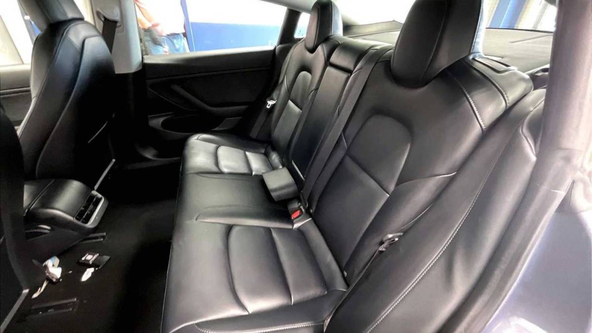 2021 Tesla Model 3 - Images - 15