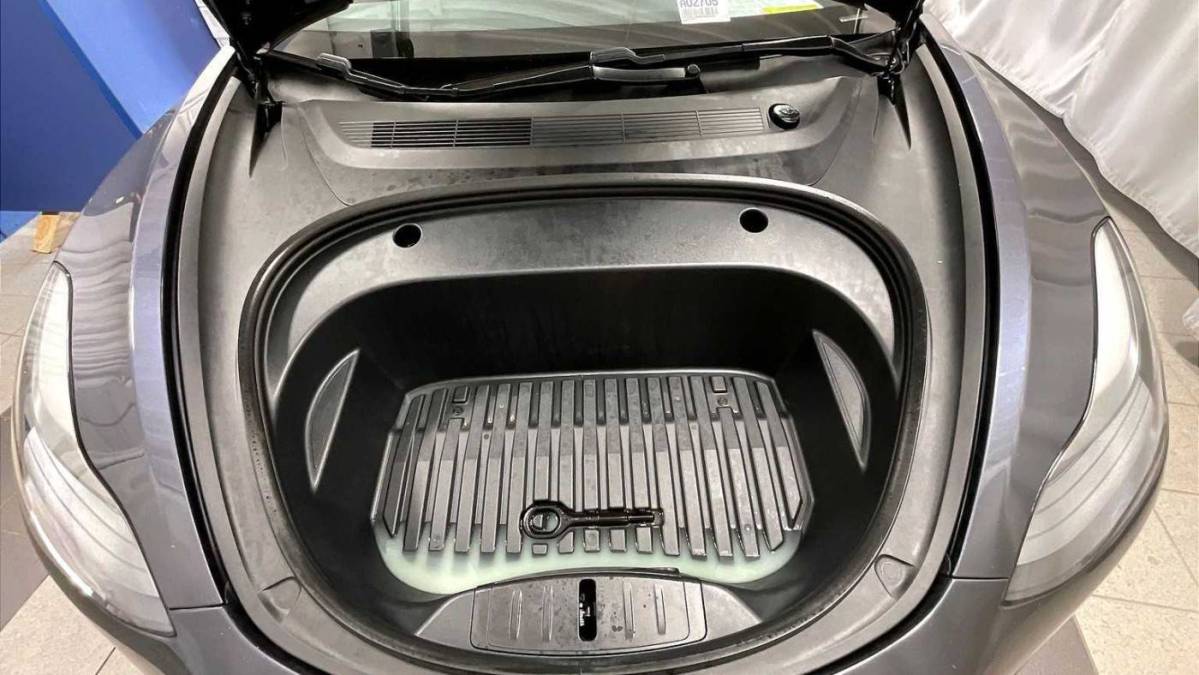 2021 Tesla Model 3 - Images - 29