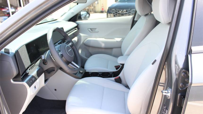 2025 Hyundai Kona Electric - Images - 11