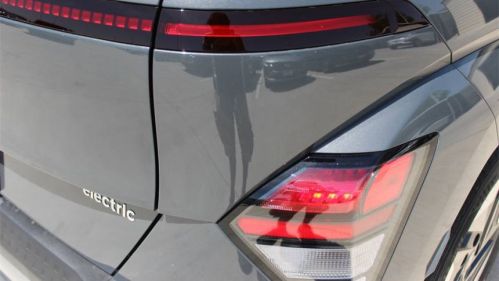 2025 Hyundai Kona Electric - Images - 14