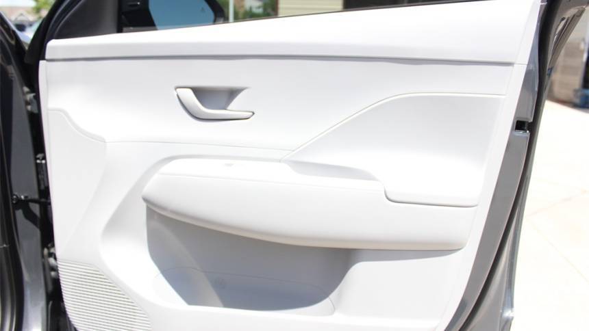 2025 Hyundai Kona Electric - Images - 18