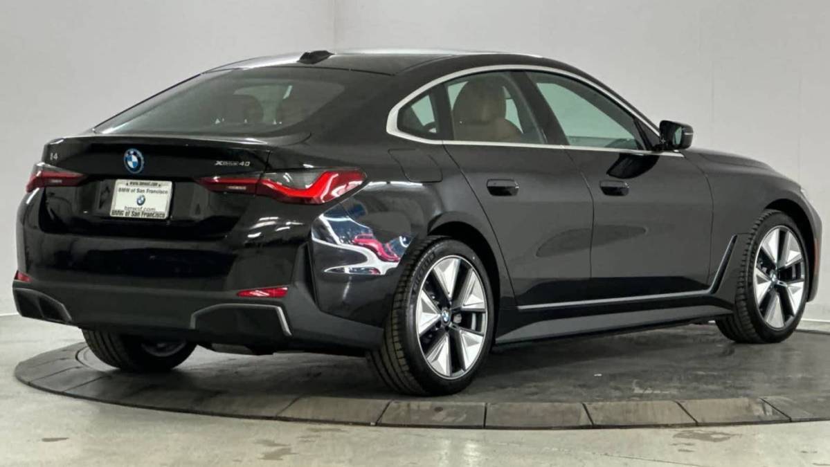 2025 BMW i4 - Images - 2