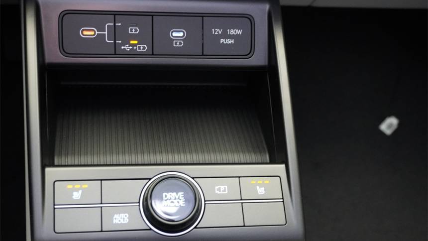 2024 Hyundai Kona Electric - Images - 20