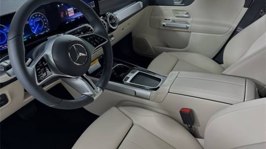 2024 Mercedes EQB - Images - 8