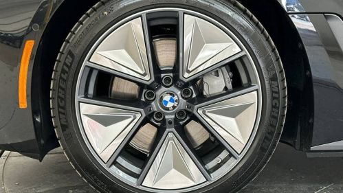 2025 BMW i4 - Images - 24