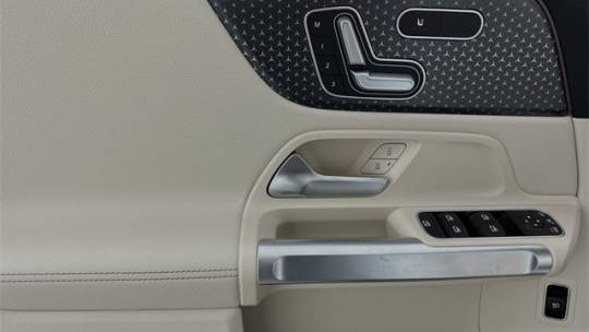 2024 Mercedes EQB - Images - 9