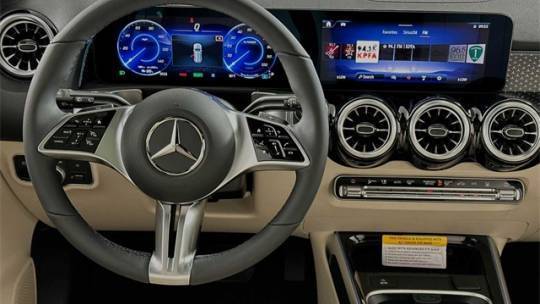 2024 Mercedes EQB - Images - 12