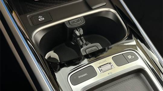 2024 Mercedes EQB - Images - 22
