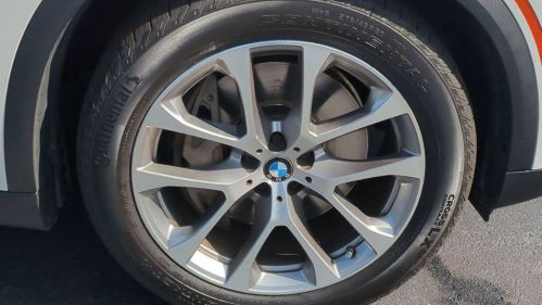2021 BMW X5 - Images - 12