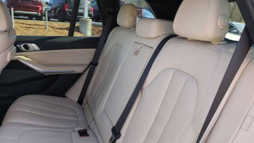 2021 BMW X5 - Images - 30