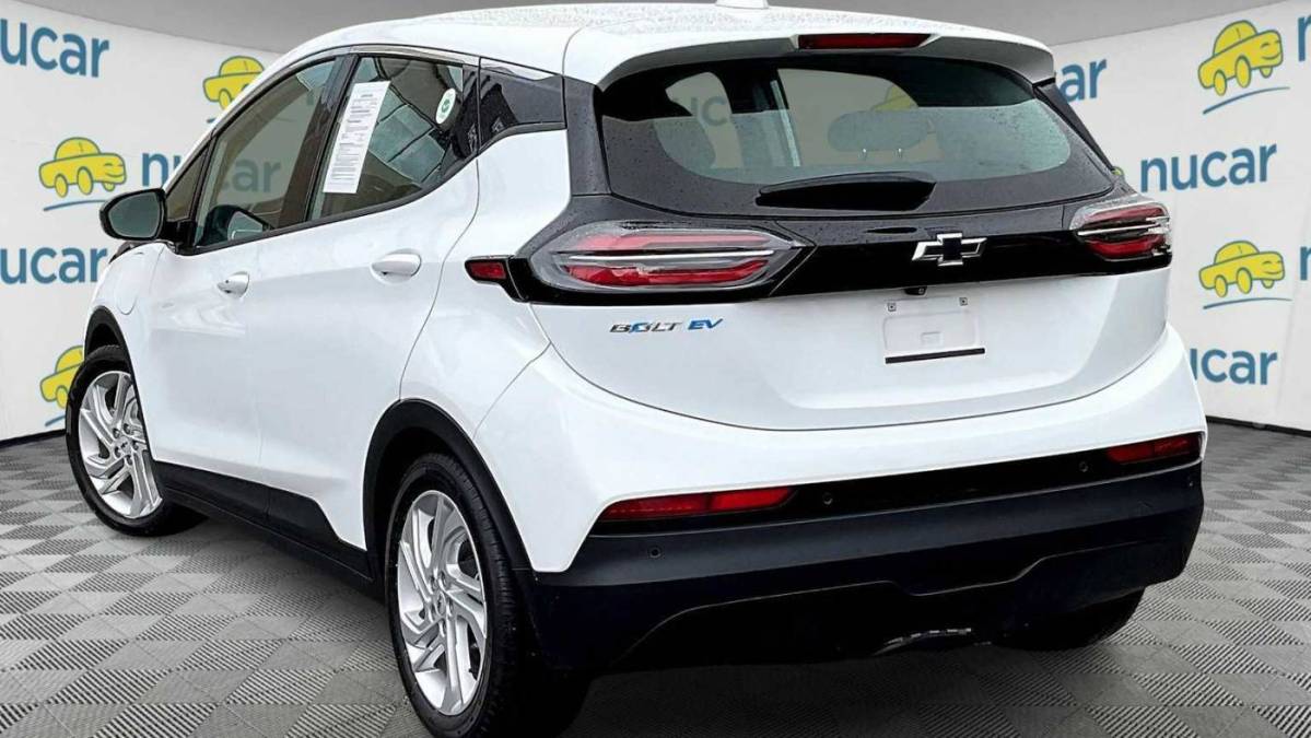 2023 Chevrolet Bolt - Images - 4