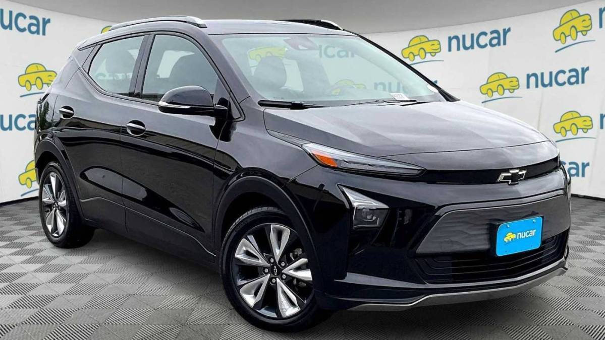 2022 Chevrolet Bolt - Images - 1