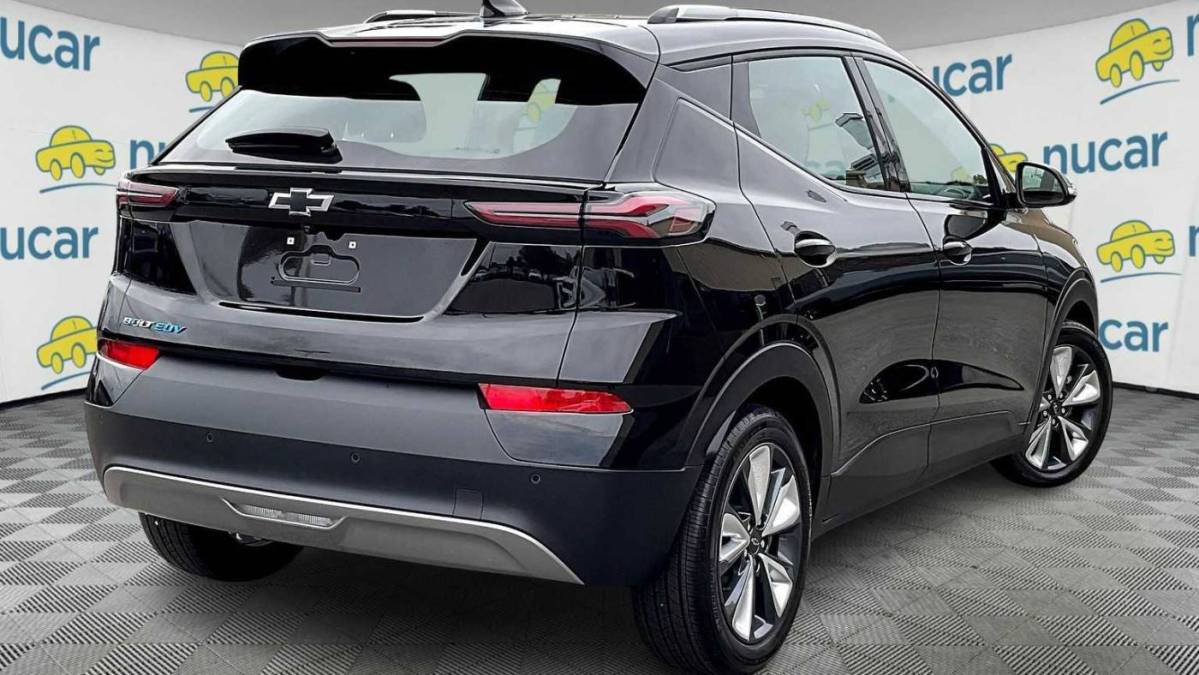 2022 Chevrolet Bolt - Images - 6