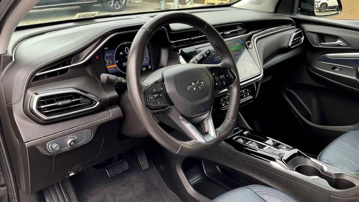 2022 Chevrolet Bolt - Images - 8