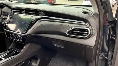 2022 Chevrolet Bolt - Images - 13
